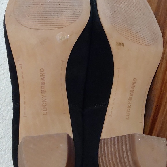 Lucky Brand Zaprika Black Suede Slip on HEEL Booties Neutral Boots Trendy Sz.7.5 - Picture 11 of 14